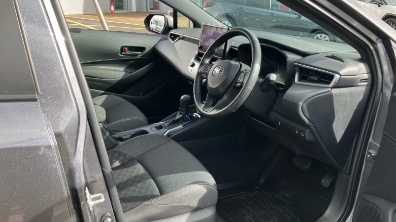 Toyota Corolla Petrol 1.8 VVT-i Hybrid Commercial Auto